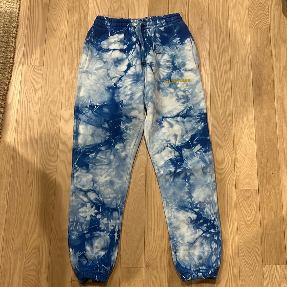 Talentless sweatpants